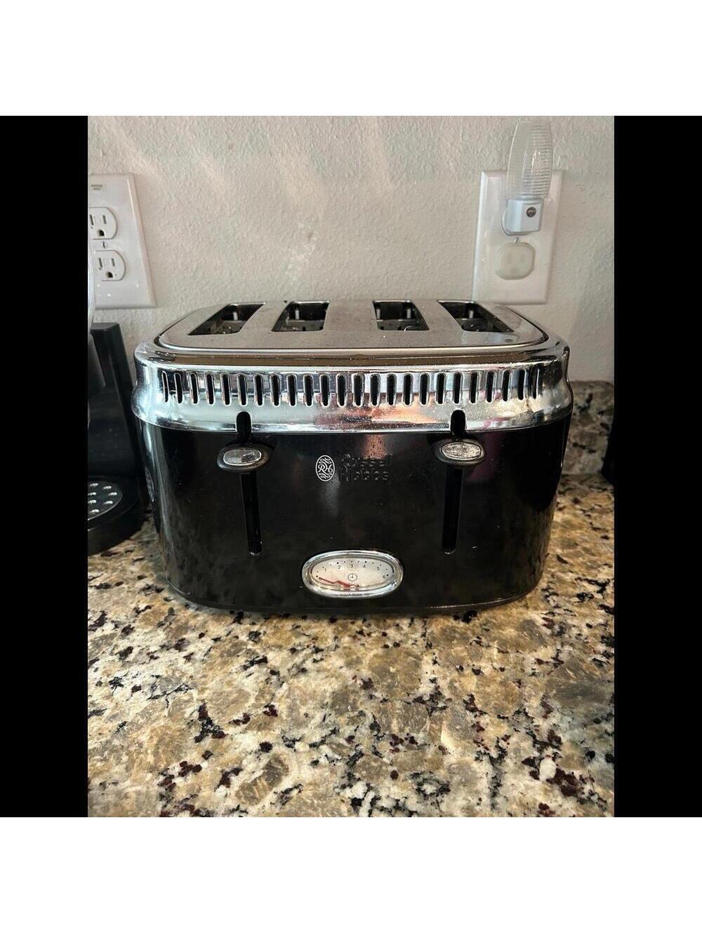 Russell Hobbs 4-SLICE RETRO TOASTER